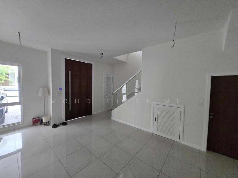 Bungalow House untuk Dijual di Mont Kiara (Kuala Lumpur) - Mohd Fitri MF - Entrance - PropertyGuru.com.my