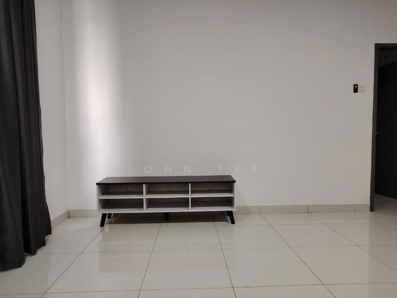 Kediaman Servis untuk Disewa di TRIO By Setia - John Tee - Living Room - PropertyGuru.com.my