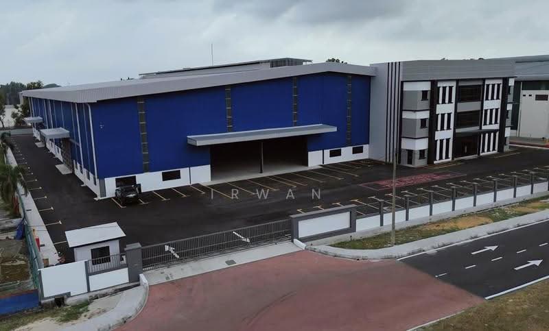 Detached Factory for Sale in Pulau Indah (Klang) - Irwan Yusoff - Exterior - PropertyGuru.com.my