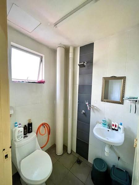 Pangsapuri untuk Disewa di Residensi Melor - Chris Choo - Bathroom - PropertyGuru.com.my