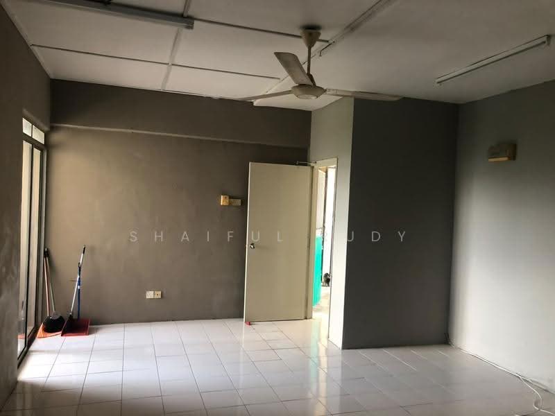 Apartment for Sale at Pangsapuri Sri Baiduri - Shaiful Rudy - PropertyGuru.com.my