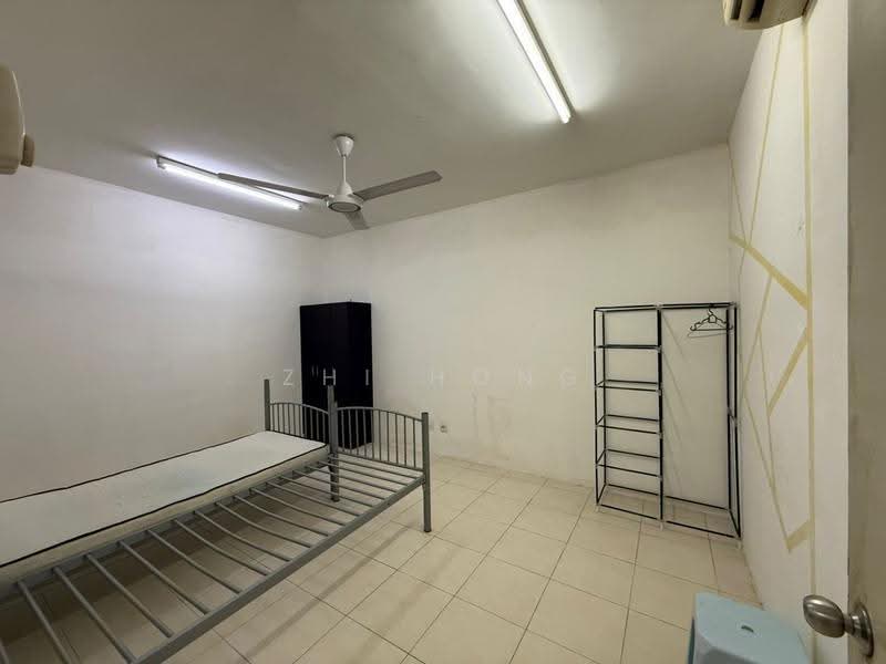 Kondominium untuk Disewa di Platinum Lake PV 13 - Zhi Hong Loh - Bedroom - PropertyGuru.com.my