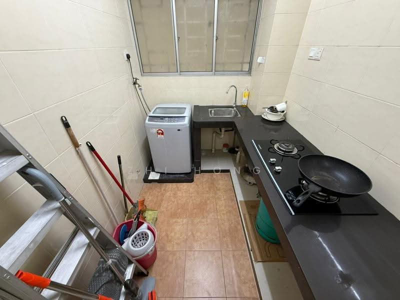 Kondominium untuk Disewa di Platinum Lake PV 13 - Zhi Hong Loh - Kitchen - PropertyGuru.com.my