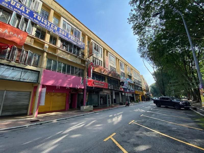 Shop / Office for Sale in Taman Sri Muda (Shah Alam) - Hanif Hanz - Exterior - PropertyGuru.com.my