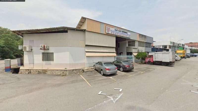 Kilang untuk Dijual di Serdang (Seri Kembangan) - Natalie Loke - Exterior - PropertyGuru.com.my