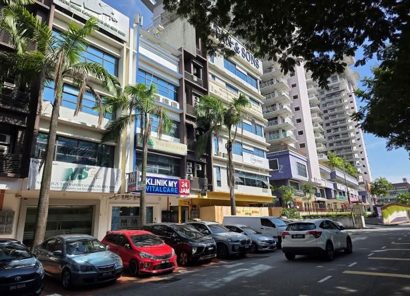 Shop / Office untuk Dijual di Shah Alam (Selangor) - Hanif Hanz - Exterior - PropertyGuru.com.my