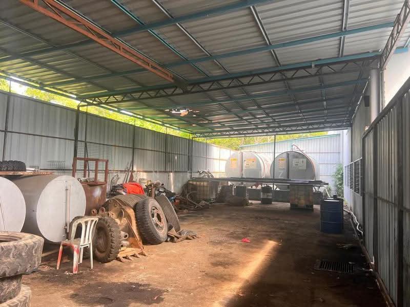 Kilang untuk Dijual di Ijok (Selangor) - Hanif Hanz - Exterior - PropertyGuru.com.my