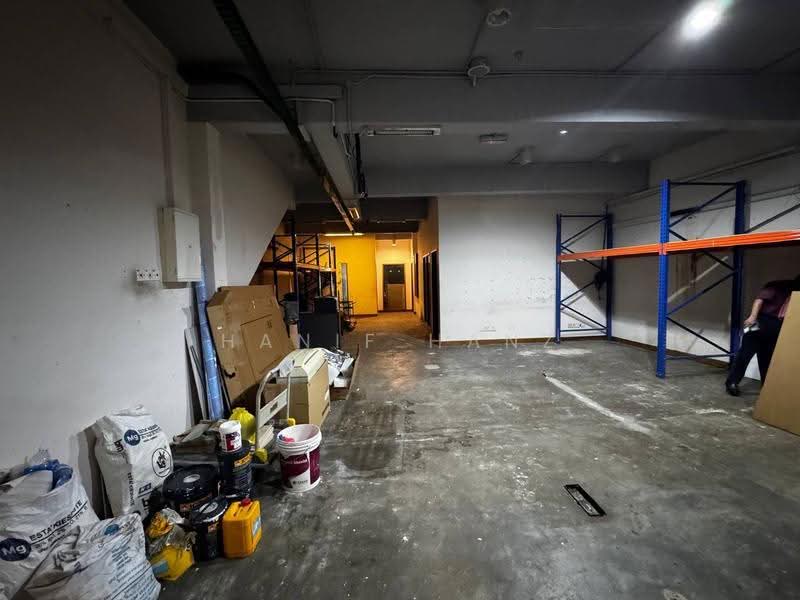 Kedai untuk Dijual di Shah Alam (Selangor) - Hanif Hanz - Interior - PropertyGuru.com.my