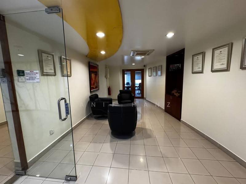 Kedai untuk Dijual di Shah Alam (Selangor) - Hanif Hanz - Lobby - PropertyGuru.com.my