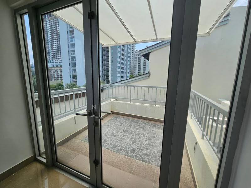 Semi-Detached House for Rent in Mont Kiara (Kuala Lumpur) - Angelina Erlin - Balcony - PropertyGuru.com.my
