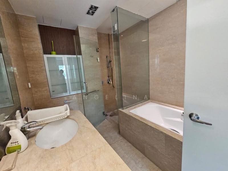 Semi-Detached House for Rent in Mont Kiara (Kuala Lumpur) - Angelina Erlin - Bathroom - PropertyGuru.com.my