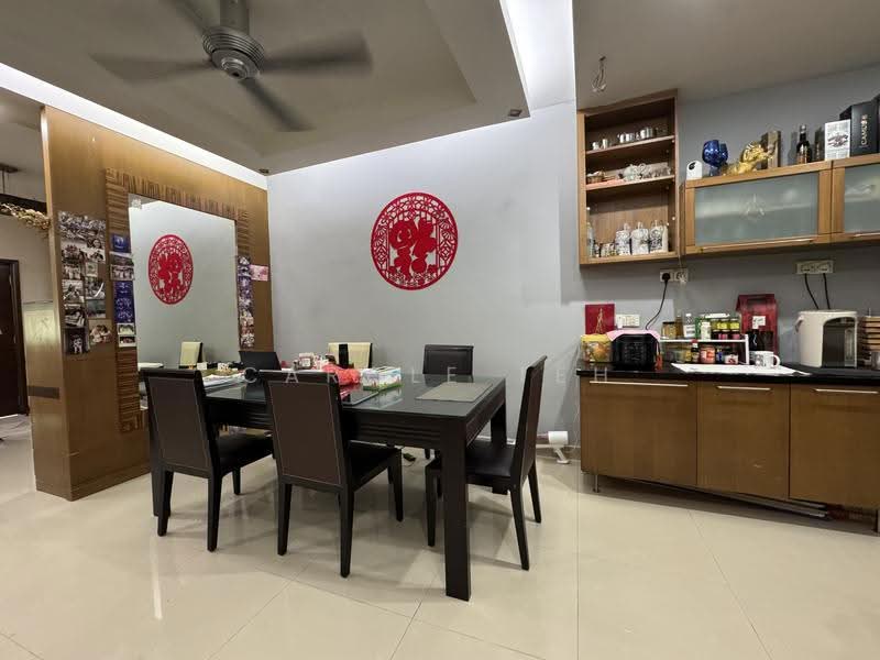Rumah Teres 2-Tingkat untuk Dijual di Taman Overseas Union (Taman Oug) (Jalan Klang Lama (Old Klang Road)) - Carole Teh - Dining Room - PropertyGuru.com.my