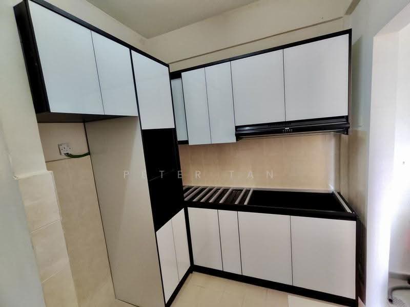 Pangsapuri untuk Disewa di Apartment Sri Ara - Peter Tan - Kitchen - PropertyGuru.com.my