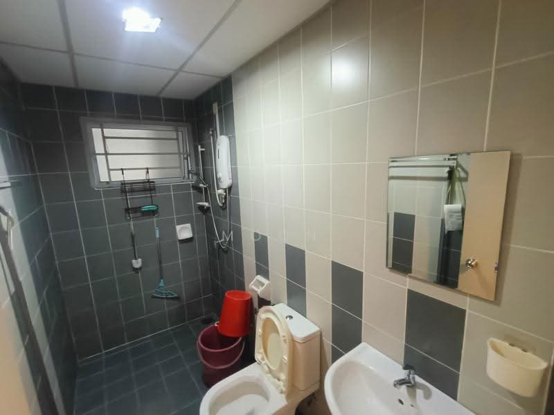Kondominium untuk Dijual di Koi Kinrara - Moon Chiew - Bathroom - PropertyGuru.com.my