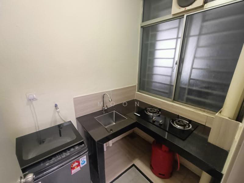 Kondominium untuk Dijual di Koi Kinrara - Moon Chiew - Kitchen - PropertyGuru.com.my
