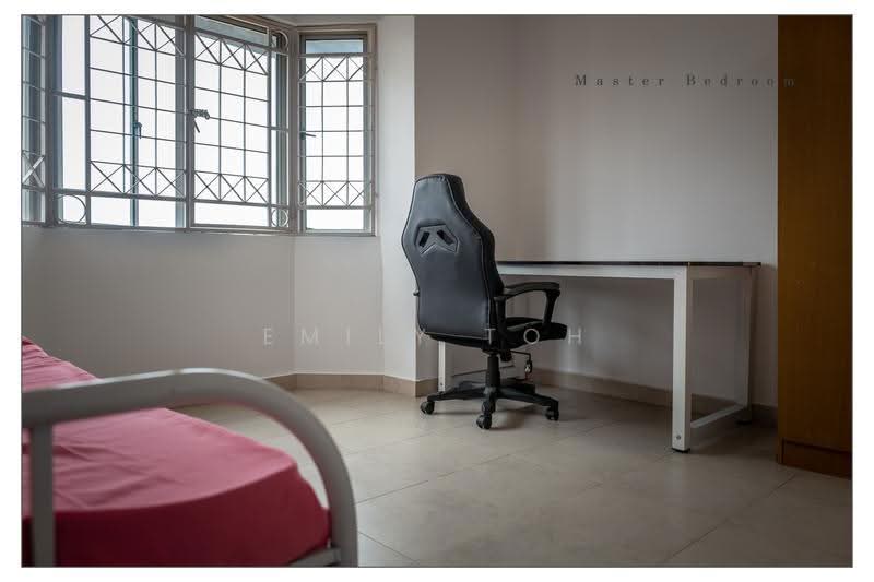 Kondominium untuk Disewa di Menara Alpha - EMILY TOH - Master Bedroom - PropertyGuru.com.my