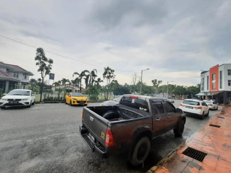 Shop for Sale in Semabok (Melaka) - Woon . - Exterior - PropertyGuru.com.my