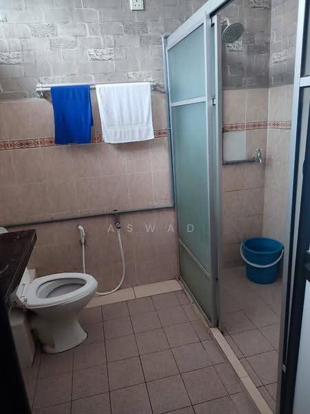 Semi-Detached House for Sale in Bagan Lebai Tahir (Butterworth) - Aswad . - Bathroom - PropertyGuru.com.my
