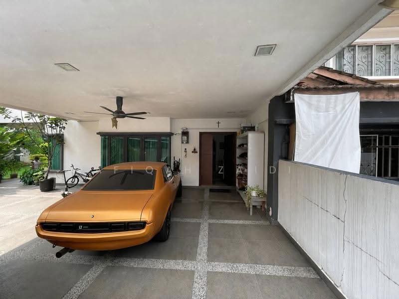 2-storey Terraced House for Sale in Taman Kelana Idaman (Ara Damansara) - Afiqah zaidi - Exterior - PropertyGuru.com.my