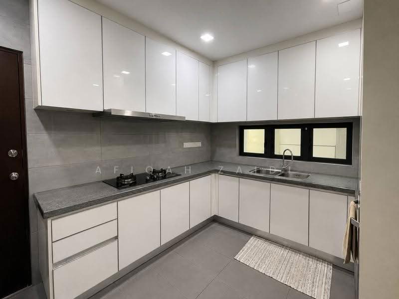 2-storey Terraced House for Sale in Taman Kelana Idaman (Ara Damansara) - Afiqah zaidi - Kitchen - PropertyGuru.com.my