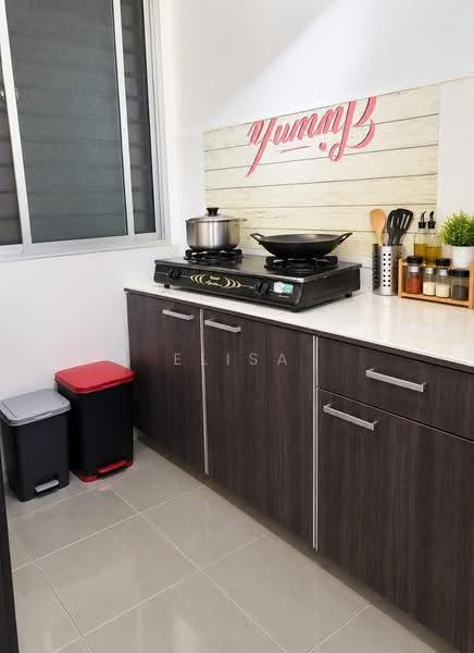 Kondominium untuk Disewa di Alpha Villa - Elisa . - Kitchen - PropertyGuru.com.my