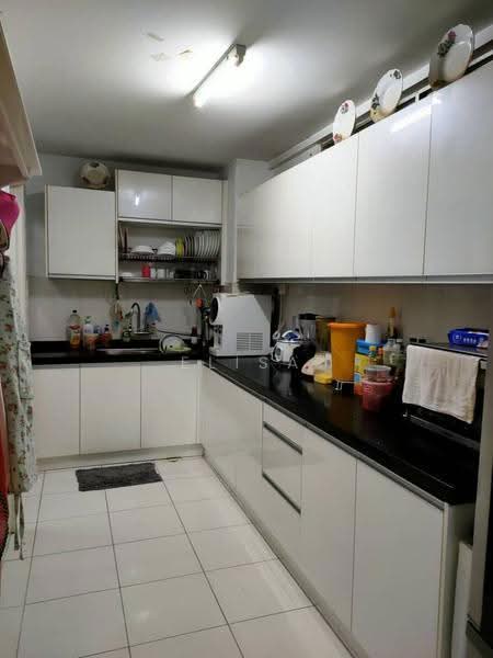 Kondominium untuk Disewa di Alpha Villa - Elisa . - Kitchen - PropertyGuru.com.my