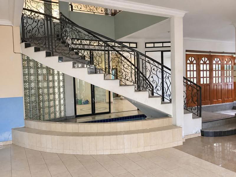 Bungalow House untuk Dijual di Tropicana (Selangor) - Janie Wai - Entrance - PropertyGuru.com.my