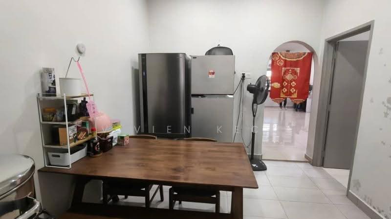 2-storey Terraced House for Sale in Taman Nusa Bestari (Iskandar Puteri (Nusajaya)) - Vivien Keck - Dining Room - PropertyGuru.com.my