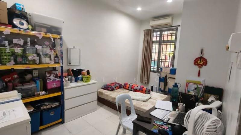 2-storey Terraced House for Sale in Taman Nusa Bestari (Iskandar Puteri (Nusajaya)) - Vivien Keck - Bedroom - PropertyGuru.com.my