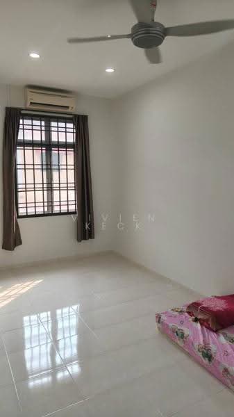 2-storey Terraced House for Sale in Taman Nusa Bestari (Iskandar Puteri (Nusajaya)) - Vivien Keck - Bedroom - PropertyGuru.com.my