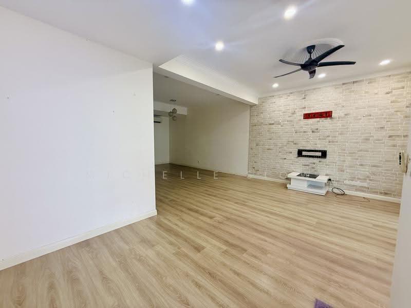 Rumah Teres 2-Tingkat untuk Dijual di Sering Ukay (Ampang) - Michelle Siow - Living Room - PropertyGuru.com.my