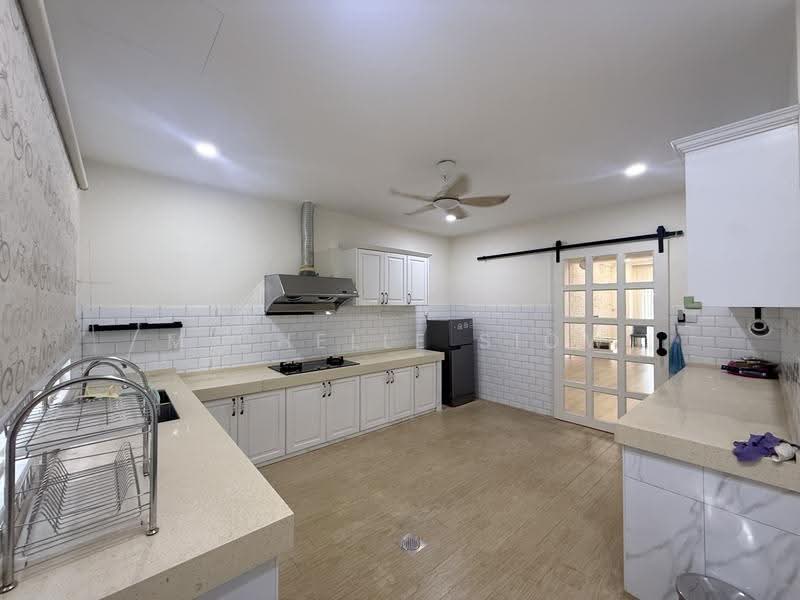Rumah Teres 2-Tingkat untuk Dijual di Sering Ukay (Ampang) - Michelle Siow - Kitchen - PropertyGuru.com.my