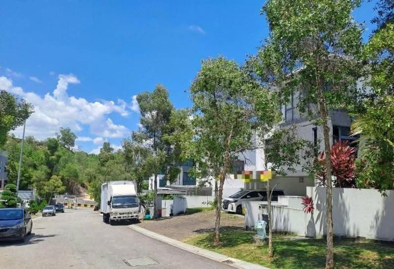 Bungalow House for Sale in Saujana Puchong (Puchong) - Mr Soon - Exterior - PropertyGuru.com.my