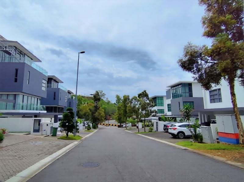 Bungalow House for Sale in Saujana Puchong (Puchong) - Mr Soon - Exterior - PropertyGuru.com.my