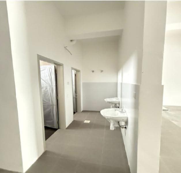 Shop / Office untuk Disewa di Semenyih (Selangor) - Peck See Ng - Bathroom - PropertyGuru.com.my