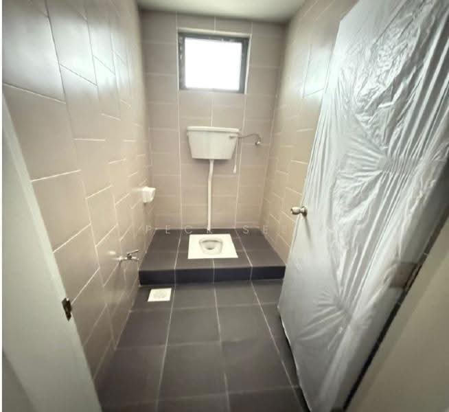 Shop / Office untuk Disewa di Semenyih (Selangor) - Peck See Ng - Bathroom - PropertyGuru.com.my