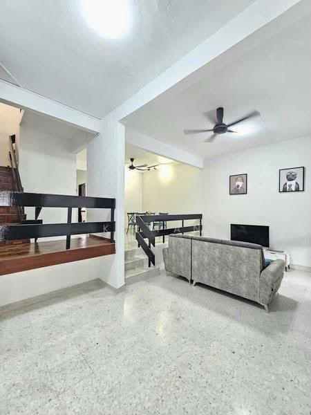 Rumah Teres 2-Tingkat untuk Dijual di Taman Tasek (Johor Bahru) - KS Tan - Living Room - PropertyGuru.com.my