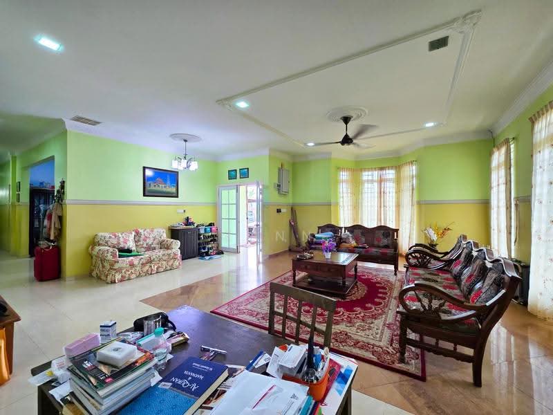 Bungalow House for Sale in Bukit Beruntung (Selangor) - Zann Fauzan - Living Room - PropertyGuru.com.my