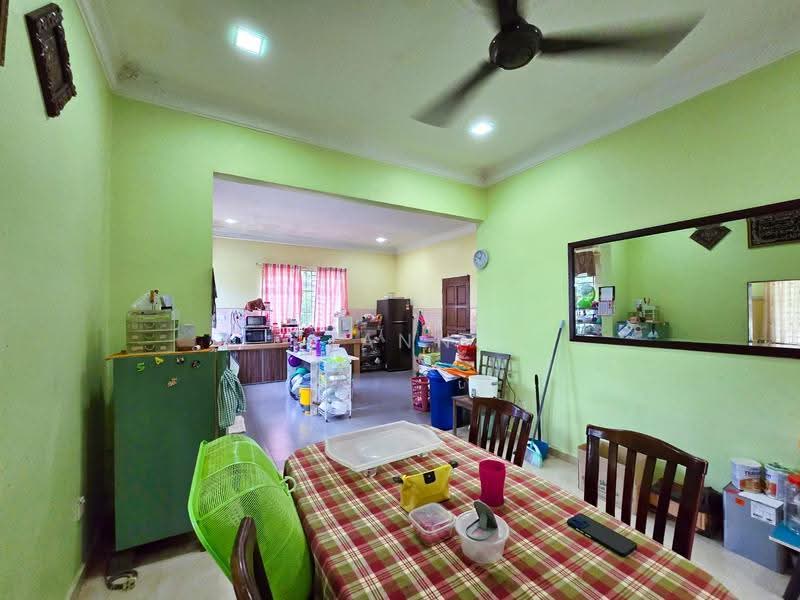 Bungalow House for Sale in Bukit Beruntung (Selangor) - Zann Fauzan - Kitchen - PropertyGuru.com.my