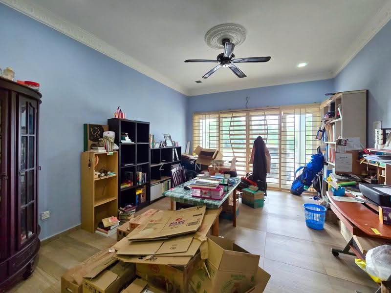 Bungalow House for Sale in Bukit Beruntung (Selangor) - Zann Fauzan - Study - PropertyGuru.com.my