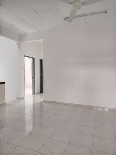 2-storey Terraced House for Rent in Taman Molek (Johor Bahru) - Vincent Gian - PropertyGuru.com.my