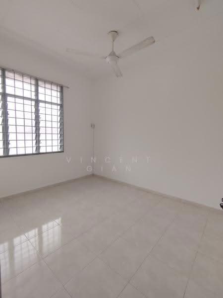 2-storey Terraced House for Rent in Taman Molek (Johor Bahru) - Vincent Gian - PropertyGuru.com.my