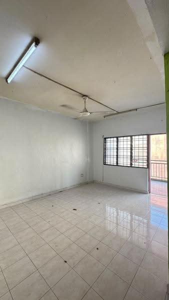 Rumah Flat untuk Dijual di Taman Harmoni II - YH Chong - PropertyGuru.com.my