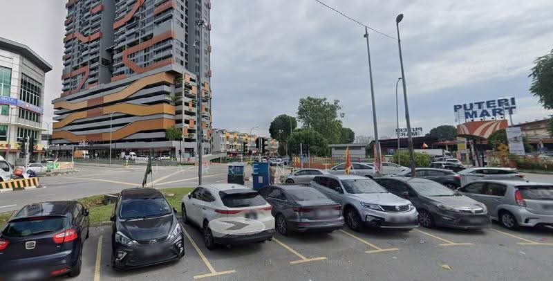 Shop for Rent in Bandar Puteri Puchong (Puchong) - Jarren Tan - Exterior - PropertyGuru.com.my