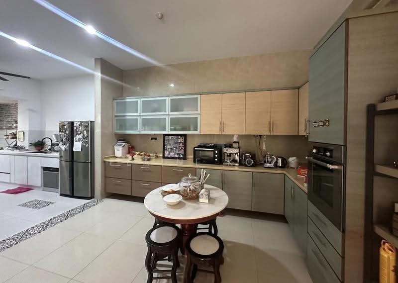 Semi-Detached House for Sale in Damansara Legenda (Petaling Jaya) - Elaine Kow - Kitchen - PropertyGuru.com.my
