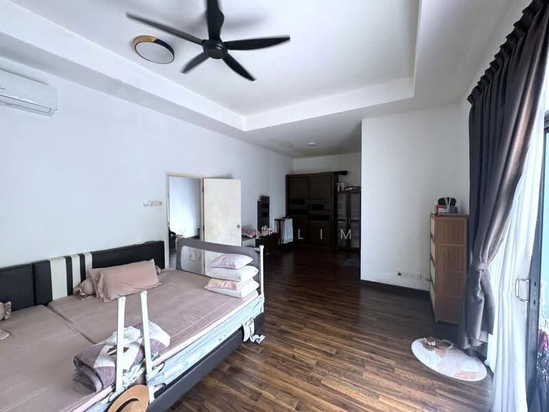 Semi-Detached House for Sale in Taman Desa Tebrau (Tebrau) - Karl Lim - Bedroom - PropertyGuru.com.my