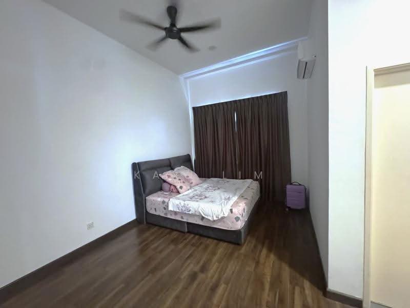 Semi-Detached House for Sale in Taman Desa Tebrau (Tebrau) - Karl Lim - Bedroom - PropertyGuru.com.my