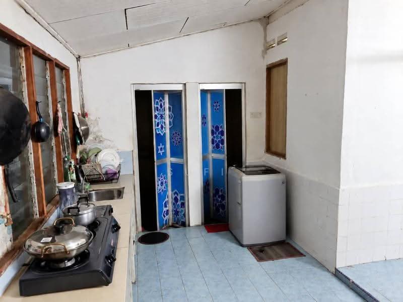 1-storey Terraced House for Sale in Taman Universiti (Skudai) - Sufi Norman - Kitchen - PropertyGuru.com.my