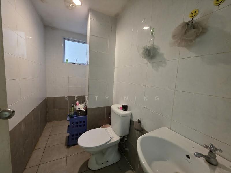 Kondominium untuk Dijual di Ken Damansara 2 - Betty Ning - Bathroom - PropertyGuru.com.my