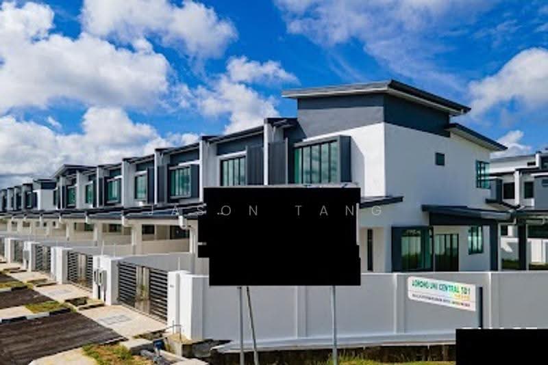 Semi-Detached House for Sale in Samarahan (Sarawak) - Jason Tang - Exterior - PropertyGuru.com.my